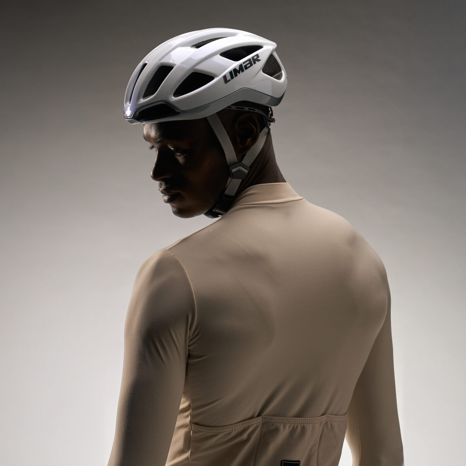 AIR STRATOS -OPAL WHITE SILVER- Asian Fit