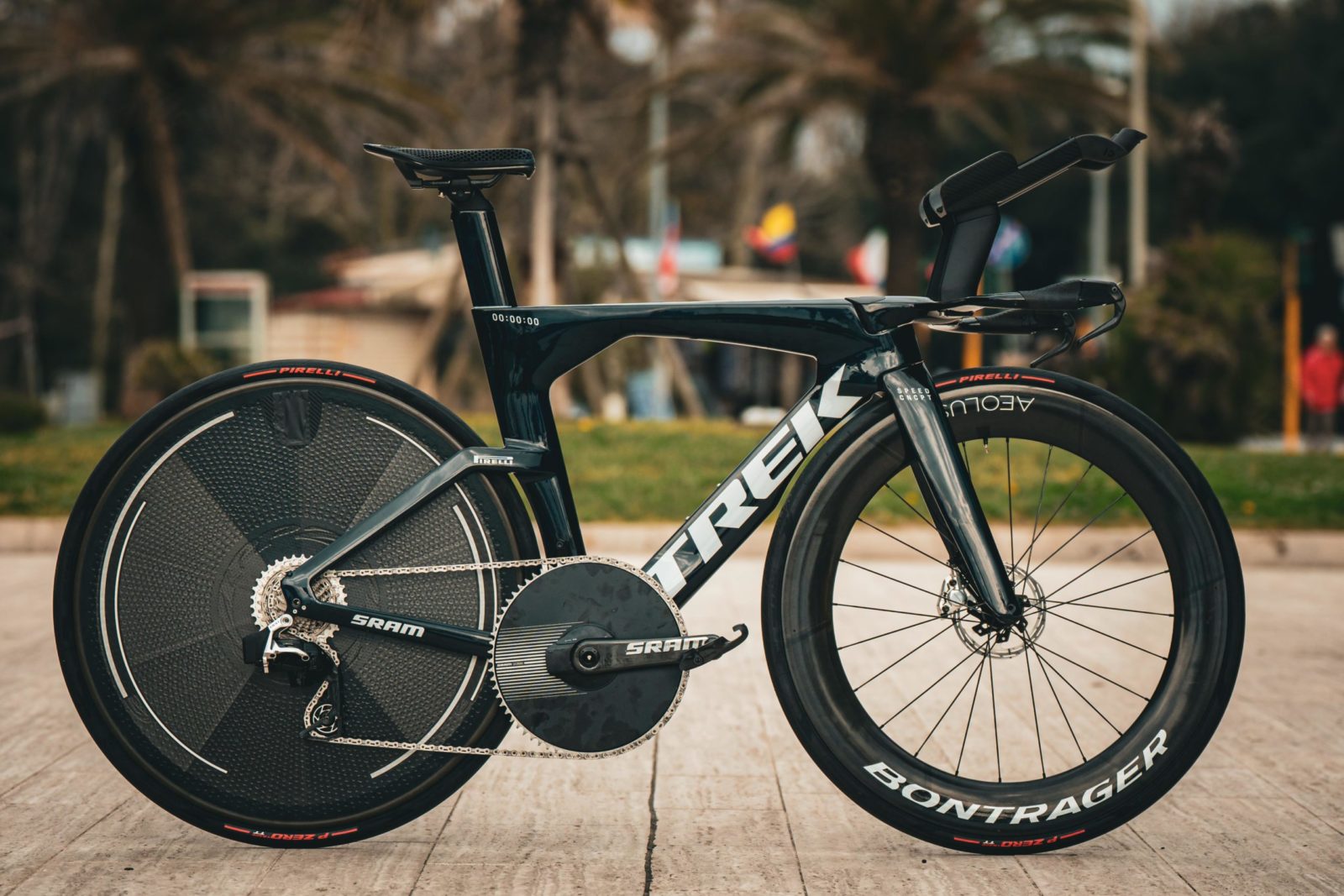 SRAM】フロントチェーンリングは、驚異の68T ！？ | NEWS | 株式会社