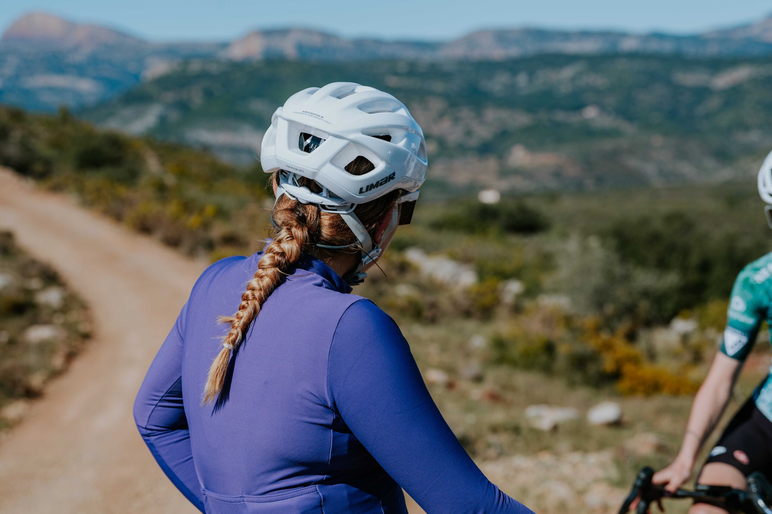 AIR STRATOS – GLOSSY WHITE – Asian Fit